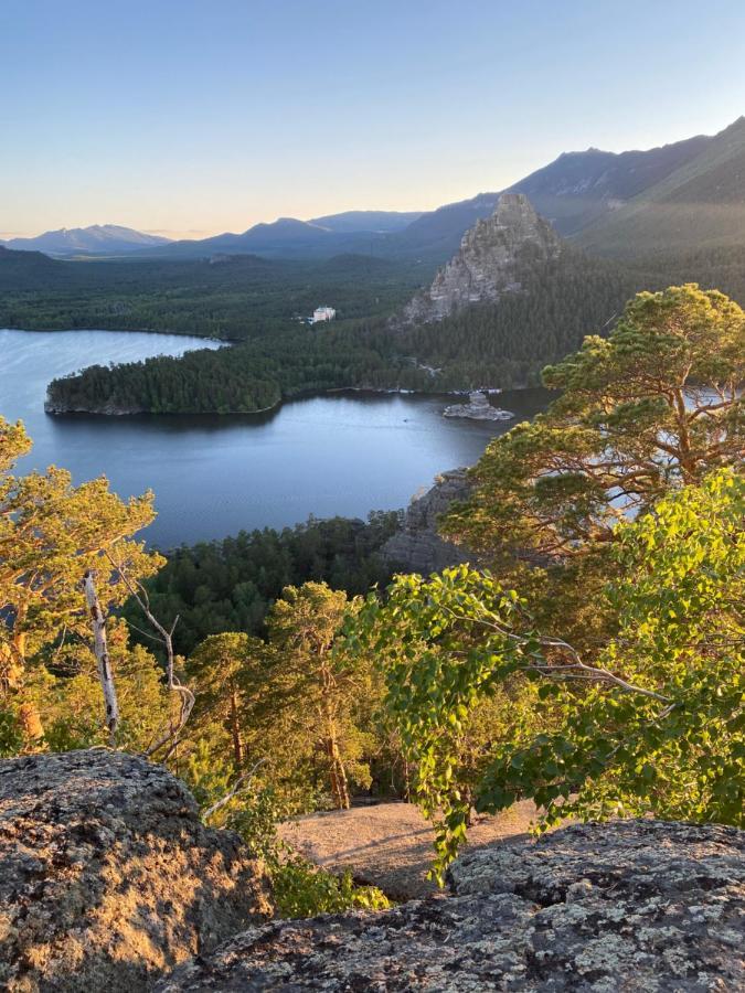Forest And Lake Borovoe Bagian luar foto